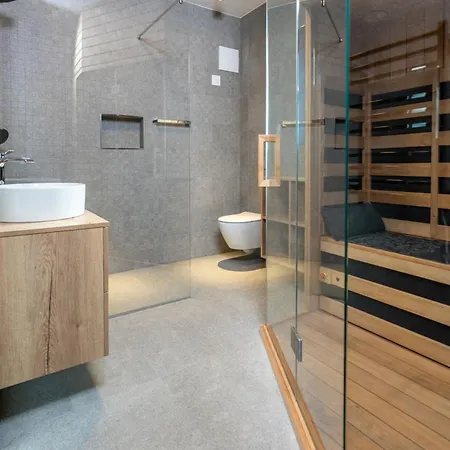 Klif Vacation With Sauna And Terrace * Cerklje na Gorenjskem